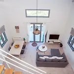 Laura_sea View_house *